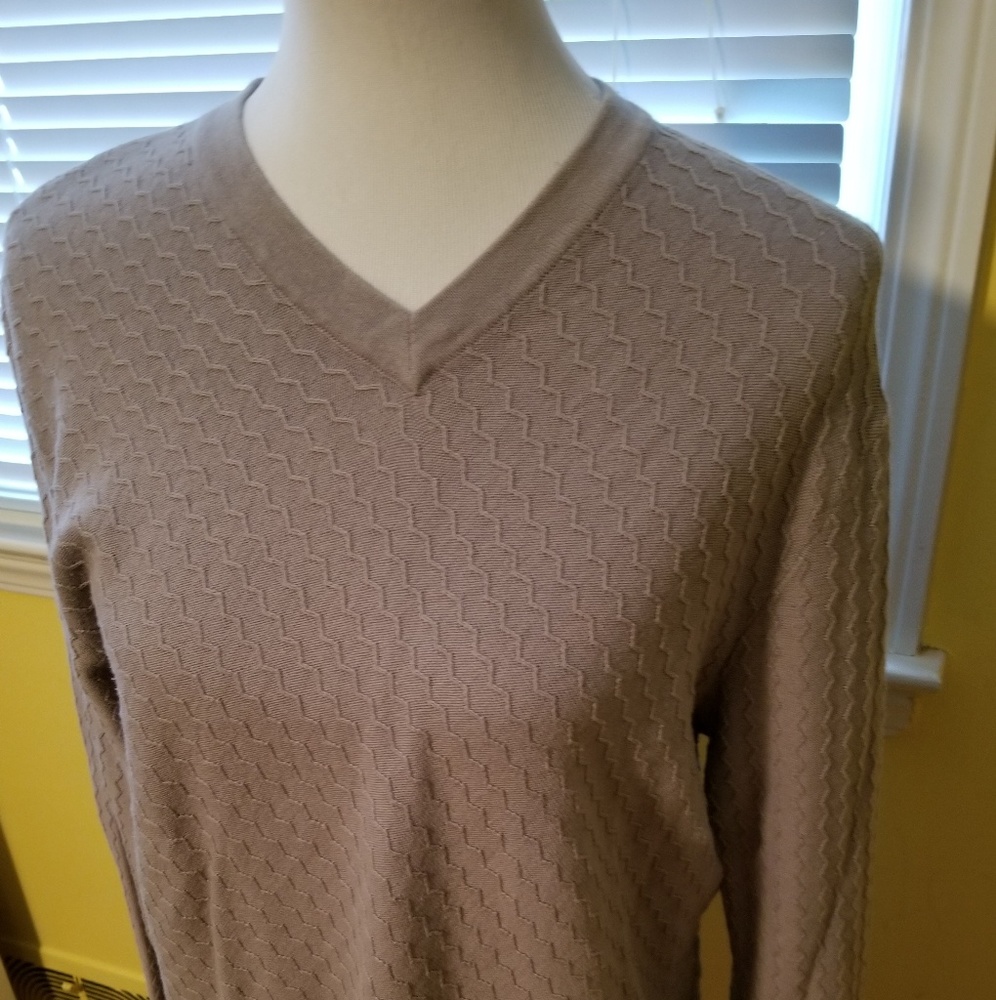Kenneth Cole Sweater